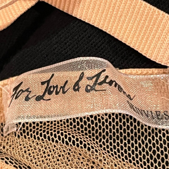 For Love & Lemons Skivvies Panties Size S
Crotch is lined - Picture 5 of 6